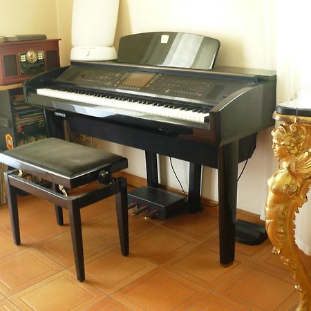 Chambre Privee Dans Villa Avec Piscine En Petite Camargue Lattes Exterior foto